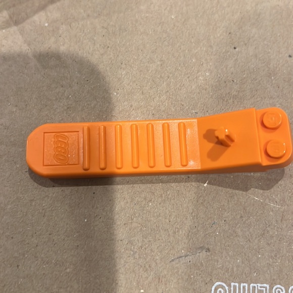 LEGO Friends 41106 Pop Star Tour Bus Building Kit - Picture 11 of 11